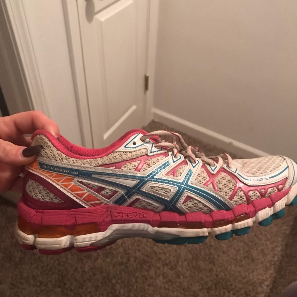 Kayano running/training shoes